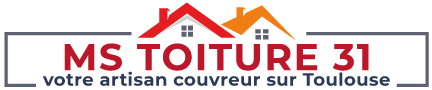 NETTOYAGE ET DÉMOUSSAGE TOITURE - MS TOITURE 31 sur Toulouse : nettoyage toit et protection anti-mousse. Revêtement peinture hydrofuge colorée sur couverture.
